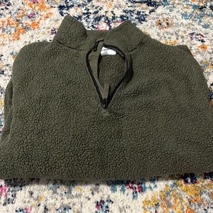 Dark Green Fuzzy sweatshirt